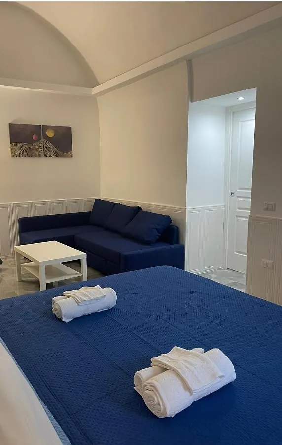 Apartment Santa Monica Appartamento Naples Italy